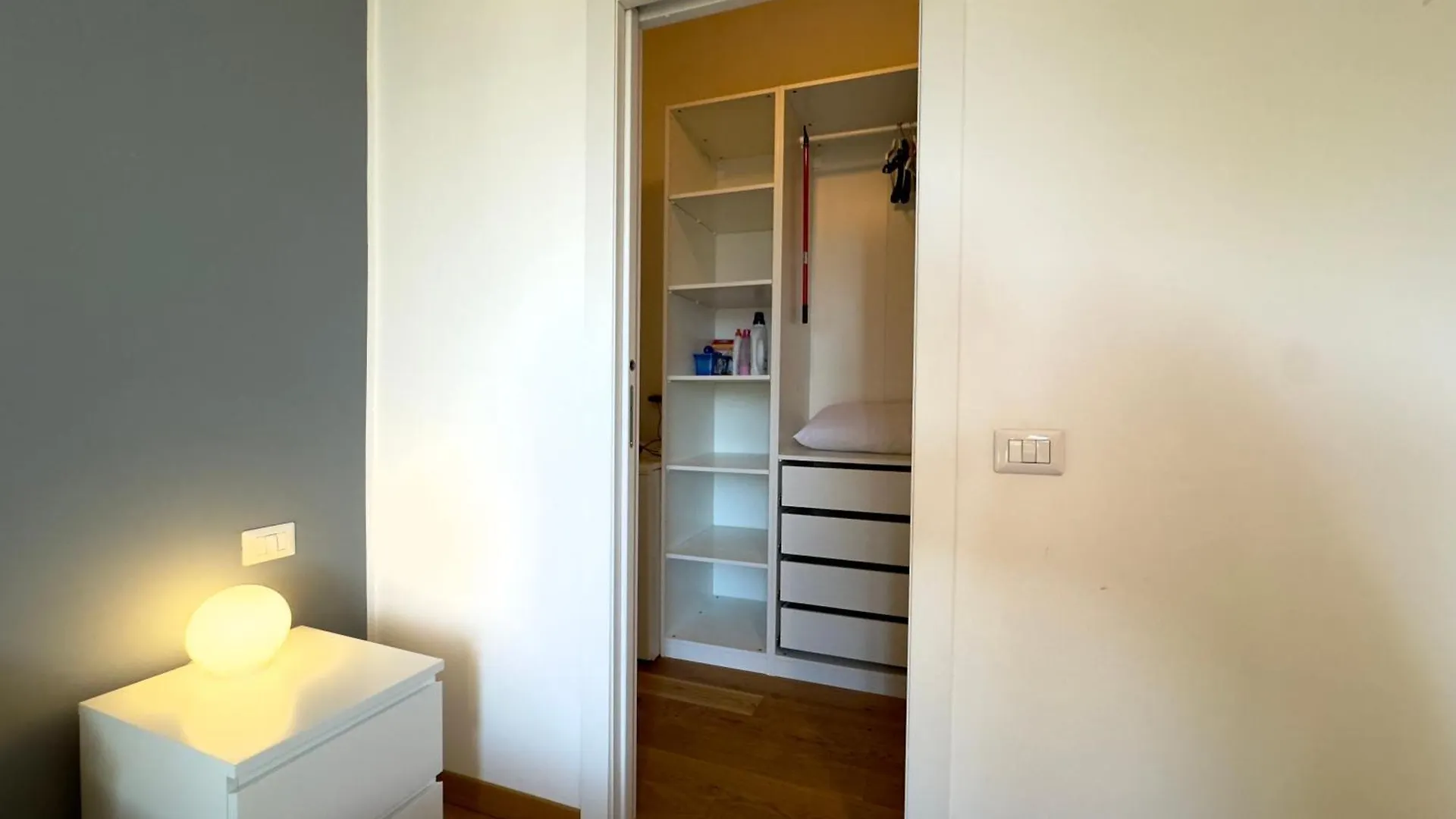 Cosy Navigli Apartment Milan